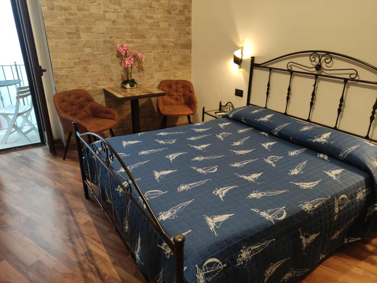 Uria Rooms & Suite B&B Vieste Exteriör bild