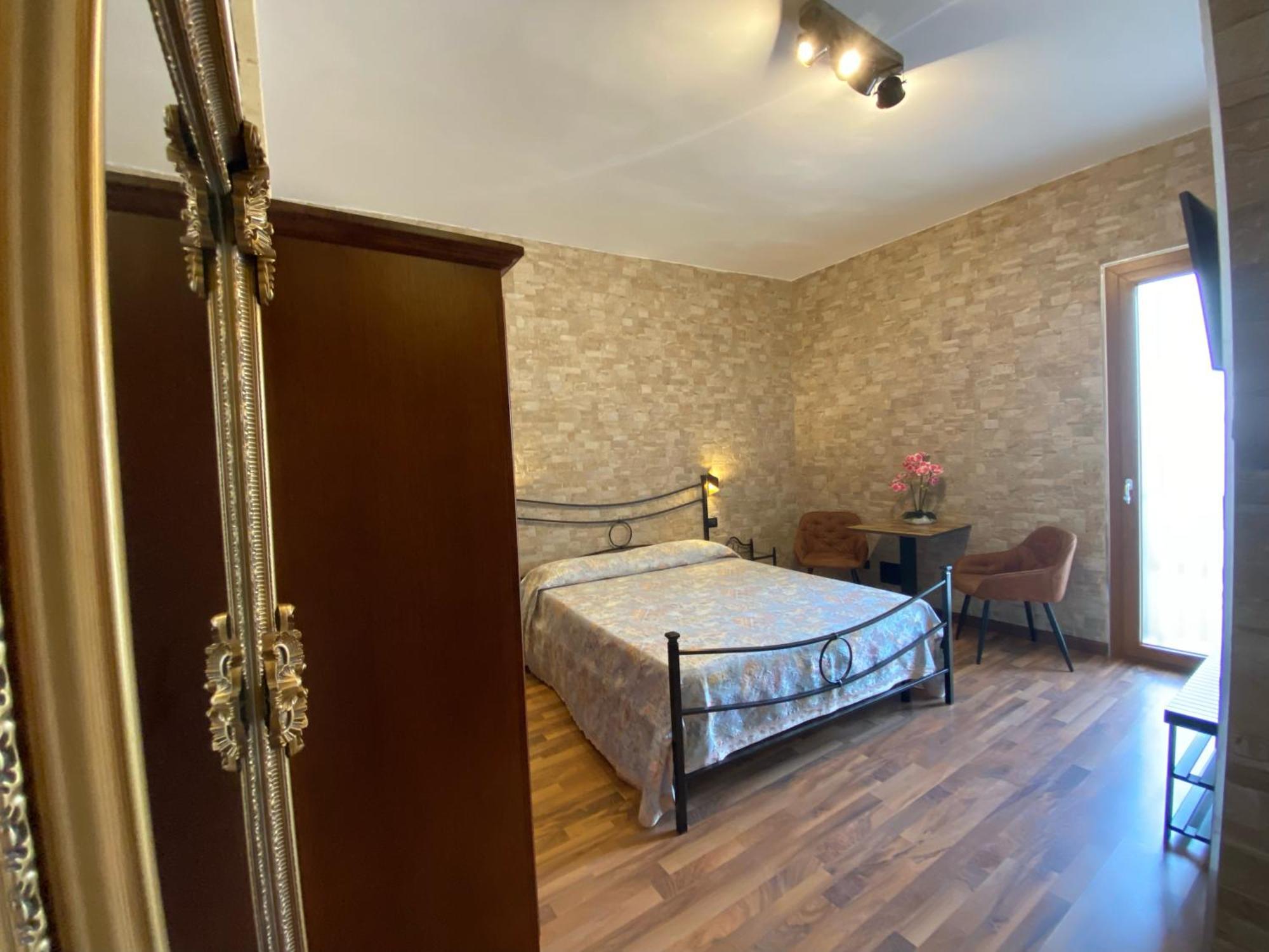 Uria Rooms & Suite B&B Vieste Exteriör bild